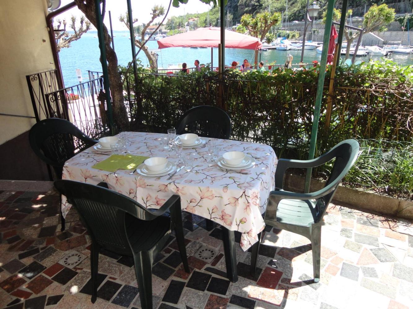 Casa Domenica Apartment Baveno Bagian luar foto