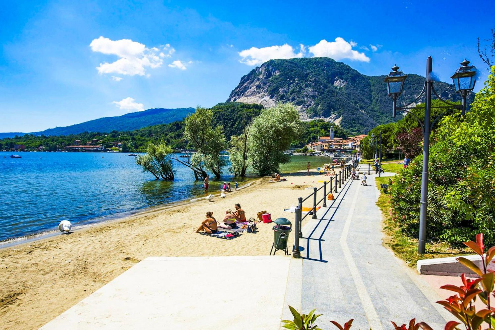 Casa Domenica Apartment Baveno Bagian luar foto